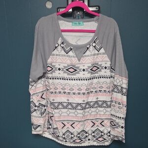 Polly & Esther Geometric Gray and Pink Long Sleeve Top